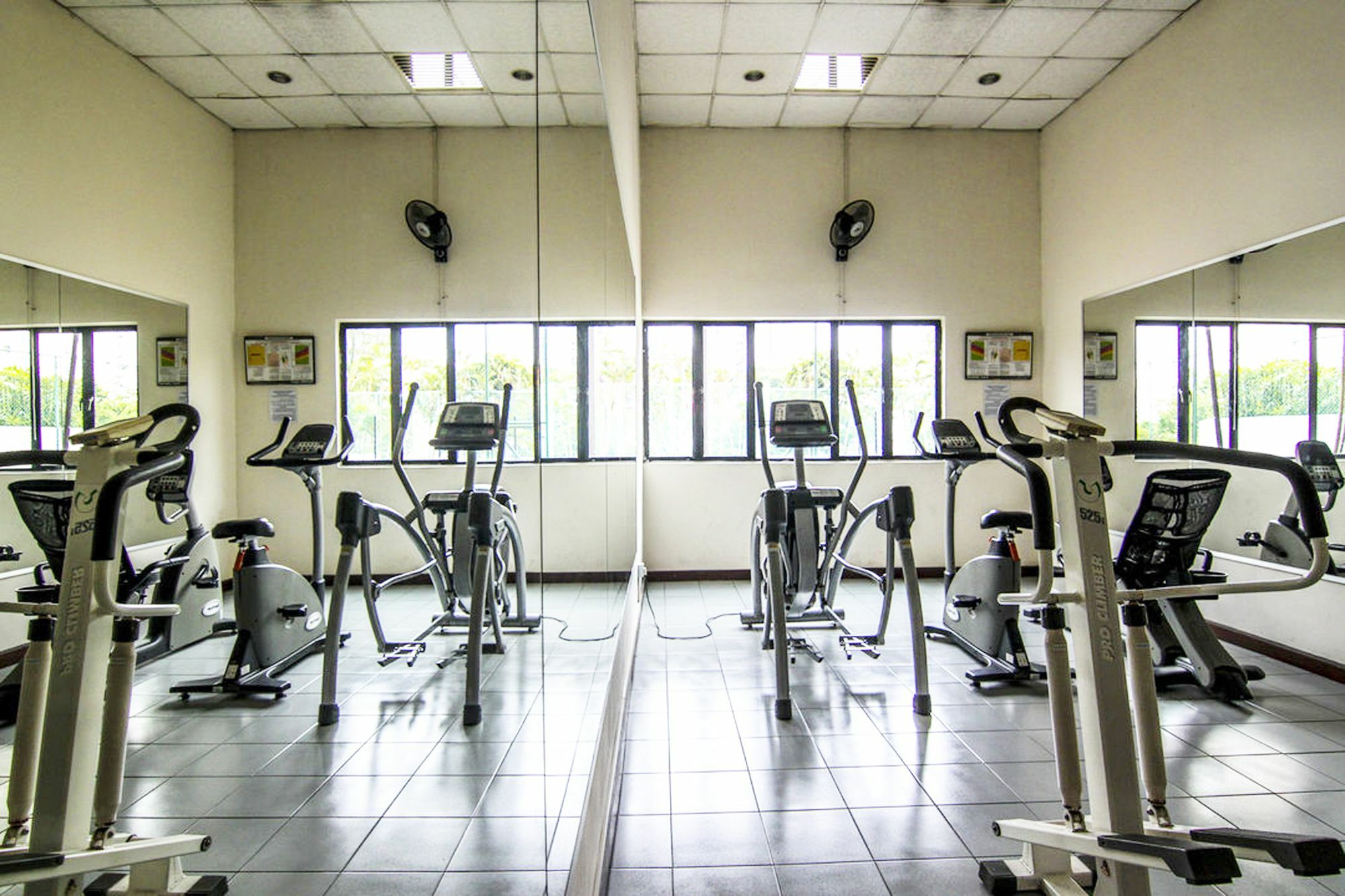 Pwtc Bistari Service Apartment Kuala Lumpur Extérieur photo